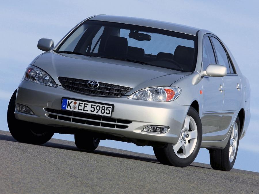  Toyota Camry 2001 года  (фото 1 из 31)